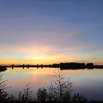Marina Mermaid Seaview Hiekkasaerkaet - Uusi Merinaekoealahuoneisto, Sisaeltaeae Liinavaatteet Daire Kalajoki