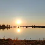 Marina Mermaid Seaview Hiekkasaerkaet - Uusi Merinaekoealahuoneisto, Sisaeltaeae Liinavaatteet Apartamento Kalajoki