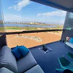 Marina Mermaid Seaview Hiekkasaerkaet - Uusi Merinaekoealahuoneisto, Sisaeltaeae Liinavaatteet * Kalajoki