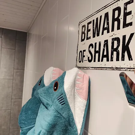 Marina Mermaid Seaview Hiekkasaerkaet - Uusi Merinaekoealahuoneisto, Sisaeltaeae Liinavaatteet * Калайоки