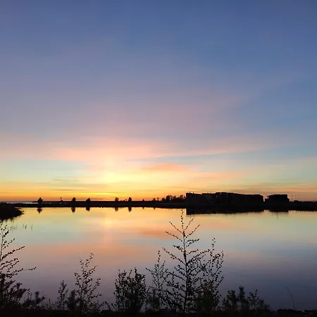 Marina Mermaid Seaview Hiekkasaerkaet - Uusi Merinaekoealahuoneisto, Sisaeltaeae Liinavaatteet Appartement Kalajoki