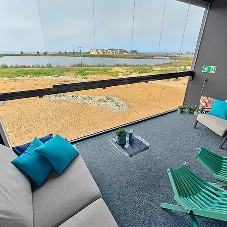 Апартаменты Marina Mermaid Seaview - Uusi Lumoava Merinaekoealahuoneisto, Sisaeltaeae Liinavaatteet Калайоки