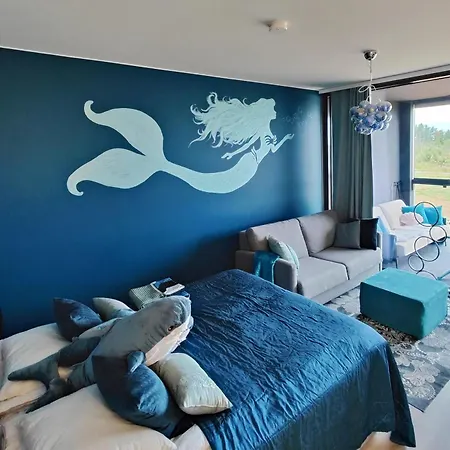 Marina Mermaid Seaview - Uusi Lumoava Merinaekoealahuoneisto, Sisaeltaeae Liinavaatteet Апартаменты