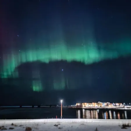 Marina Mermaid Seaview Hiekkasaerkaet - Uusi Merinaekoealahuoneisto, Sisaeltaeae Liinavaatteet 아파트 *