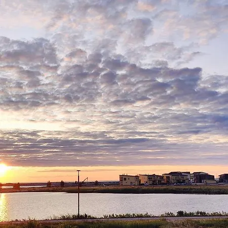 Marina Mermaid Seaview Hiekkasaerkaet - Uusi Merinaekoealahuoneisto, Sisaeltaeae Liinavaatteet Appartement Kalajoki