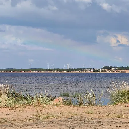Marina Mermaid Seaview Hiekkasaerkaet - Uusi Merinaekoealahuoneisto, Sisaeltaeae Liinavaatteet