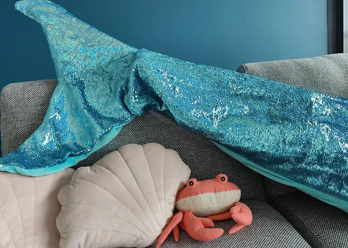 Marina Mermaid Seaview Hiekkasaerkaet - Uusi Merinaekoealahuoneisto, Sisaeltaeae Liinavaatteet