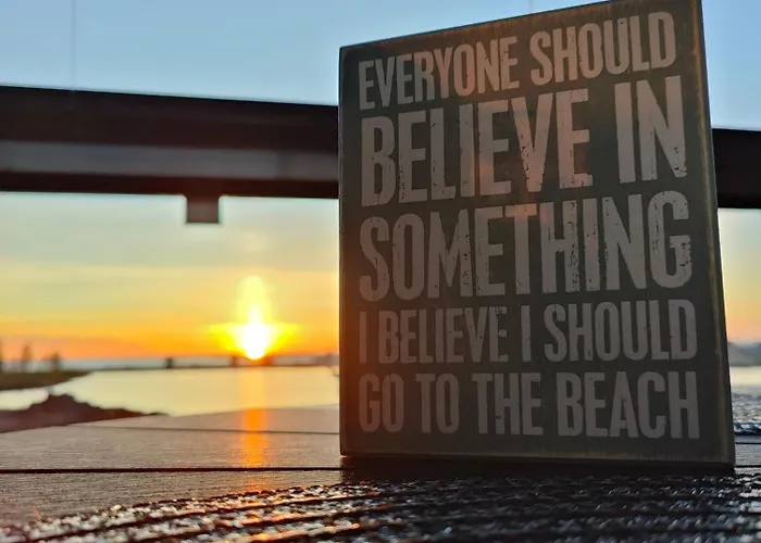 Marina Mermaid Seaview Hiekkasaerkaet - Uusi Merinaekoealahuoneisto, Sisaeltaeae Liinavaatteet 칼라조키