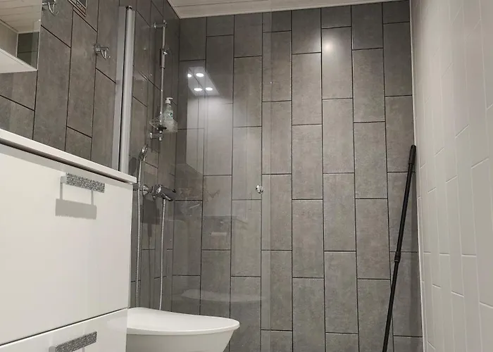 Marina Mermaid Seaview Hiekkasaerkaet - Uusi Merinaekoealahuoneisto, Sisaeltaeae Liinavaatteet 아파트 *